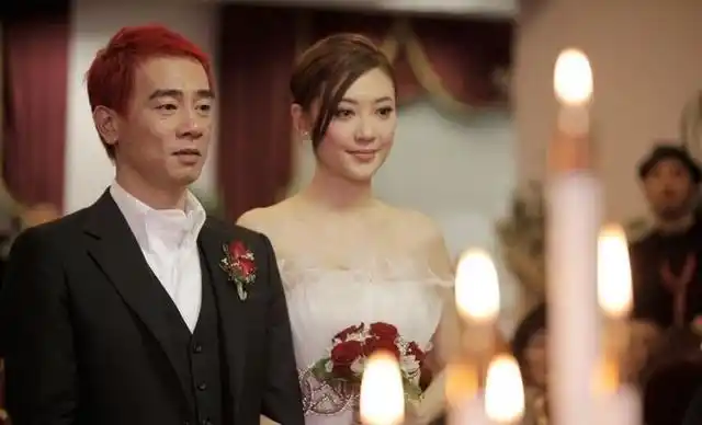 陈小春相信大家都不陌生,他不仅是一名演员,还是一名歌手.