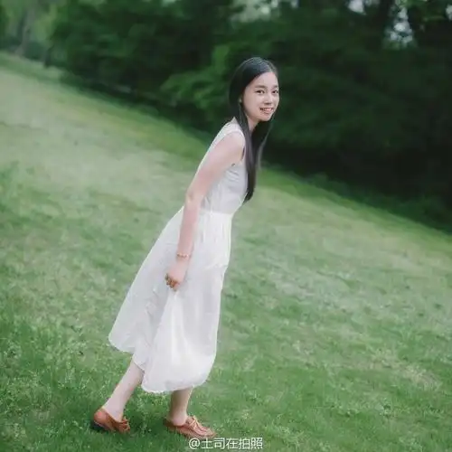 同济校花王有晴唯美写真