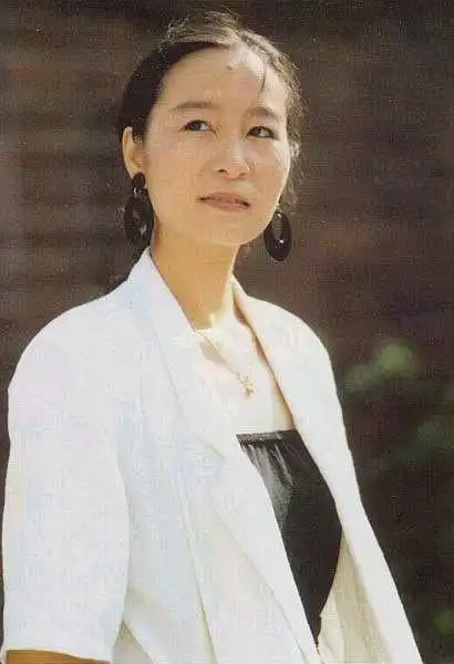 奚美娟个人资料和图片_奚美娟身高/体重/生日/年龄/星座_奚美娟作品