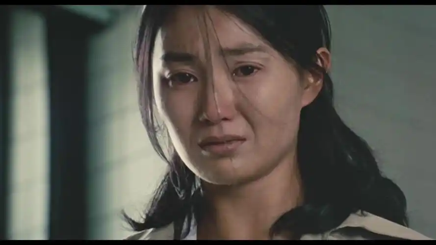 【生活要你崩溃】可以容忍哭声的地方太少,你哭的声音再小,也会被人