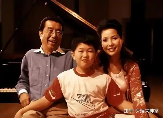 一天两个大瓜华晨宇带女儿做两次亲子鉴定李天一将要移民美国