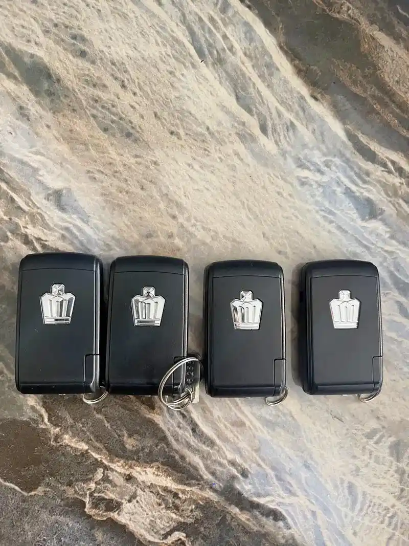 极品12代皇冠车钥匙#12代皇冠 #抖音汽车 #撸车日常 # - 抖音