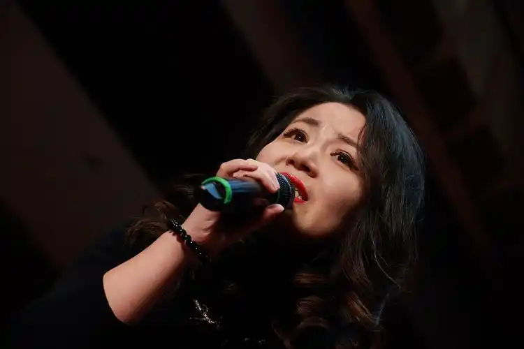 留法青年歌唱家王雅赟|摄影|人像摄影|上海老夫子 - 原创作品 - 站酷