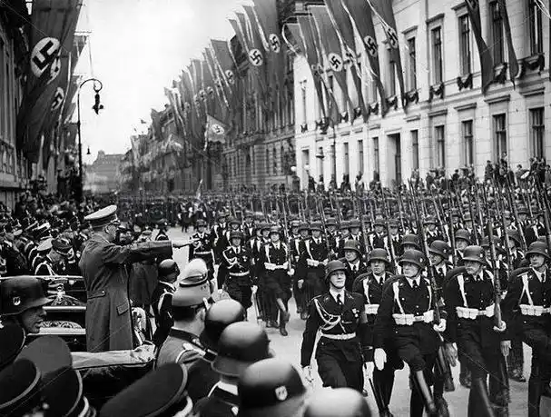 吾之荣耀即忠诚二战前夕纳粹党卫队的历史