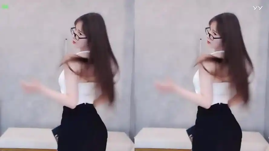 奇领心儿在线热舞中,迷人气息再次散发