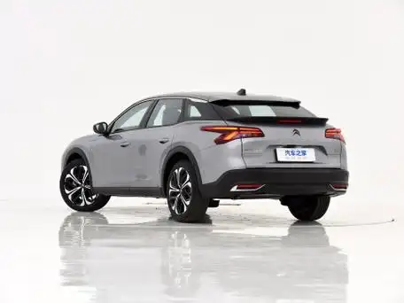 凡尔赛c5x亮相,雪铁龙打造中大型suv新典范_车家号_发现车生活_汽车之