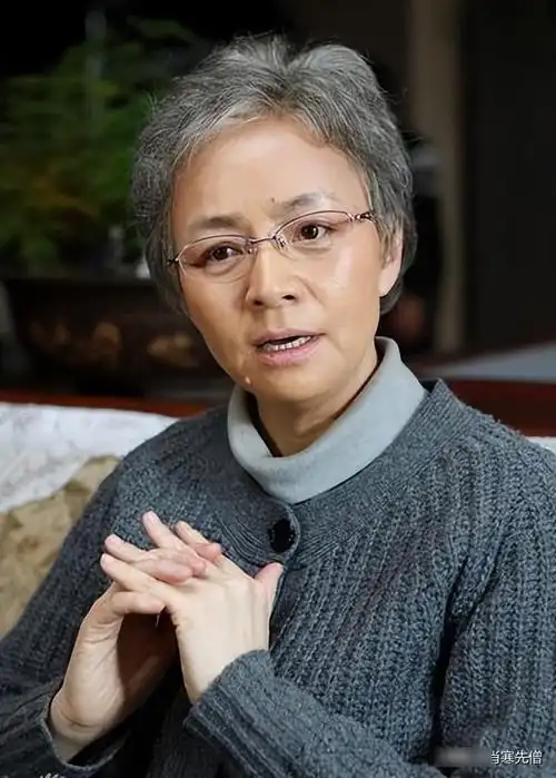 宋丹丹真的是"妈味十足",语重心长的话语,像极了家长,在这个岁数,当