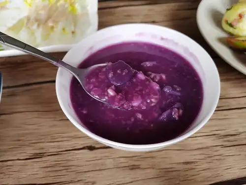 紫薯燕麦小米粥