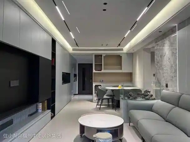 较大的空间,如客厅,餐厅等开放区域,会更好地展现出双眼皮悬浮吊顶的