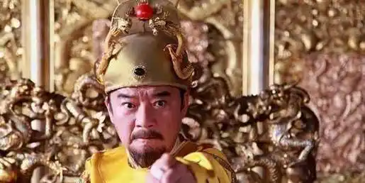 皇帝大怒:给我拉出去斩了,被斩百姓不惧反喜,最后成皇帝近侍