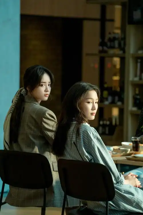 张楠孙伊涵新剧二搭