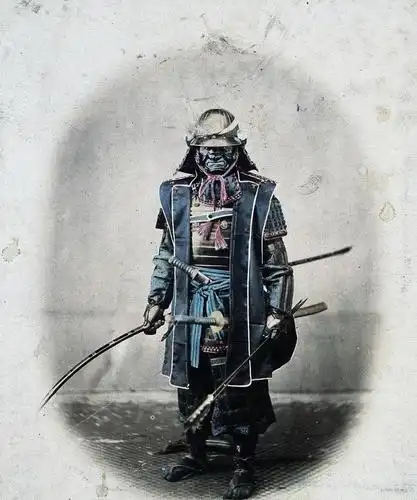 一组老照片里真实的日本武士,打扮怪异是因为身材矮小