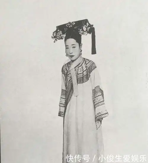 隆裕皇后画像曝光,和照片差距太大!