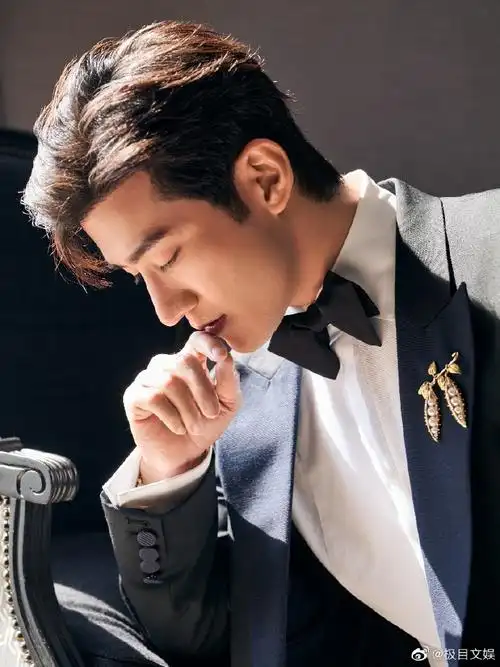 李治廷戛纳生图状态##李治廷扛住了怼脸拍