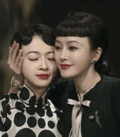 秦岚吴谨言再演姐妹泡面式油头气质全无网友像吉娃娃