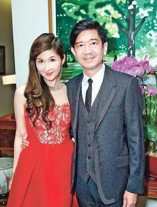 交往"富豪"男友,至今未婚未孕,之前说的话,杨紫琼做到了