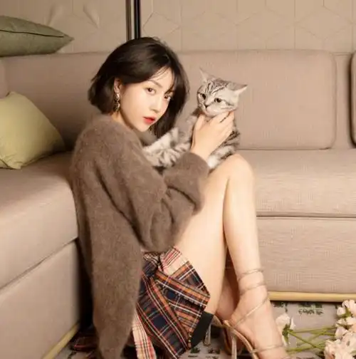 李溪芮才是名不虚传腿精穿高跟鞋现身国剧盛典这要买保险