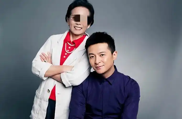 朱雨辰:三任前女友个个是女神!却毁在了母亲的"眼高于顶上"!