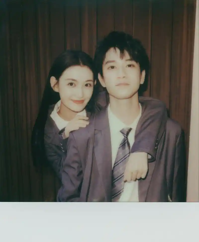 敖子逸蒋依依好般配啊,导演们,校园偶像剧男女主这不就在这吗?