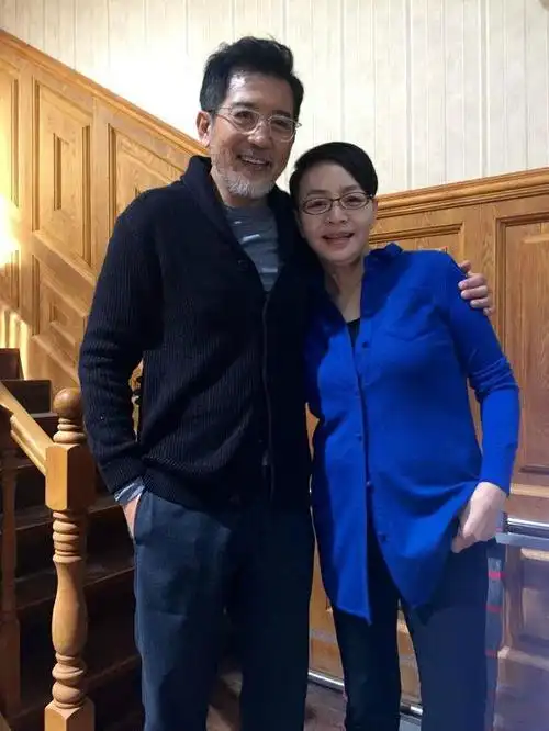 71岁秦汉近照曝光与林青霞纠结18年至今仍然单身