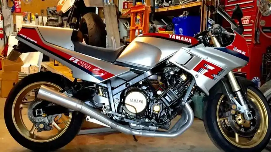 不一样的呼吸1985款雅马哈fz750