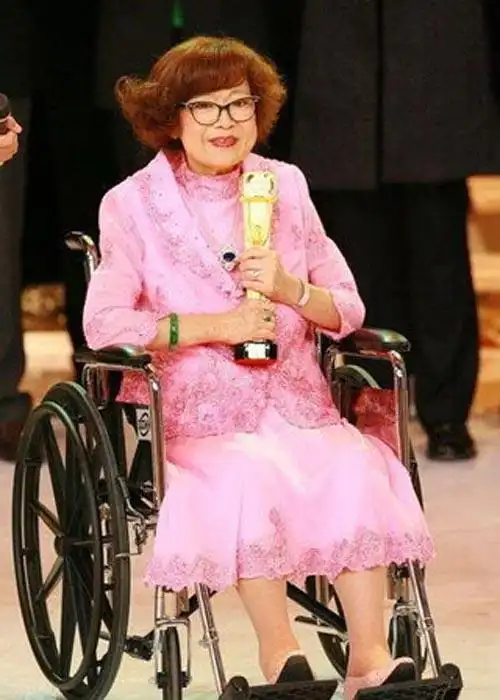 沈殿霞八大经典瞬间