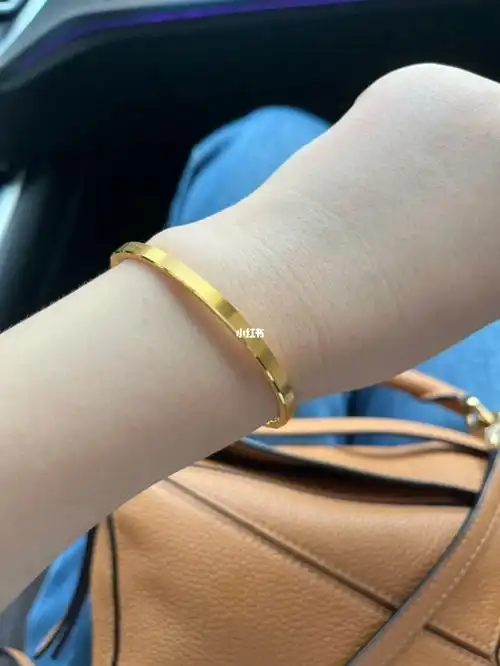 周大福拉丝手镯真香警告