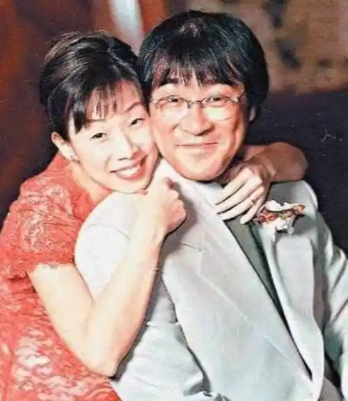 57岁林忆莲疑似复出,神隐三年开通个人账号,近照曝光状态超好_生活