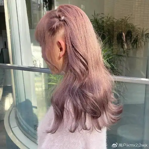 天热女发别乱整,不如试试扎个造型,又美又时尚|发卡|头发|马尾_新浪