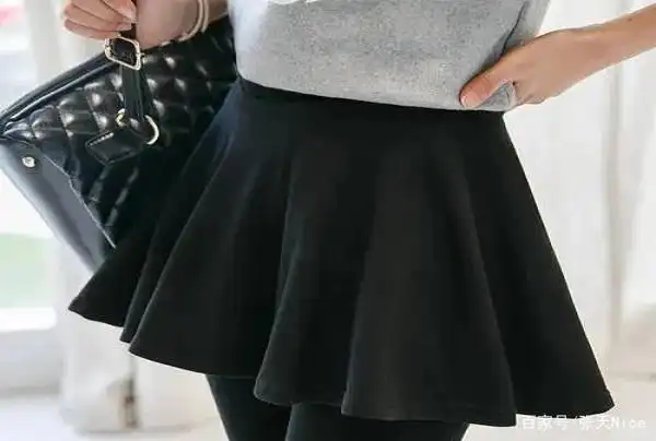 黑色裙子配什么颜色打底袜裤