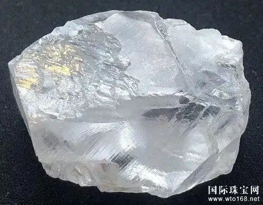 佩特拉钻石公司出售425ct白钻毛坯石