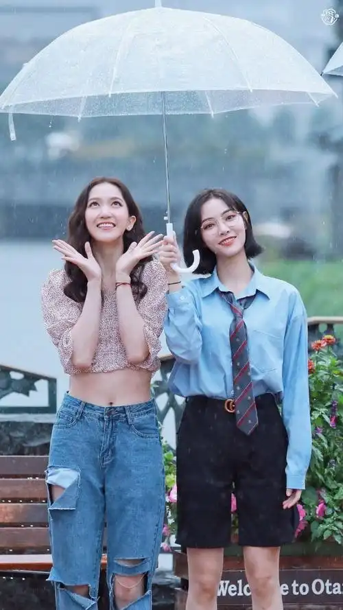 许佳琪有了热度后会带动吴哲晗吗