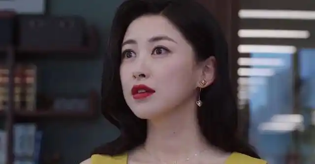 栗娜或许就是答案_罗槟_蓝红_男人