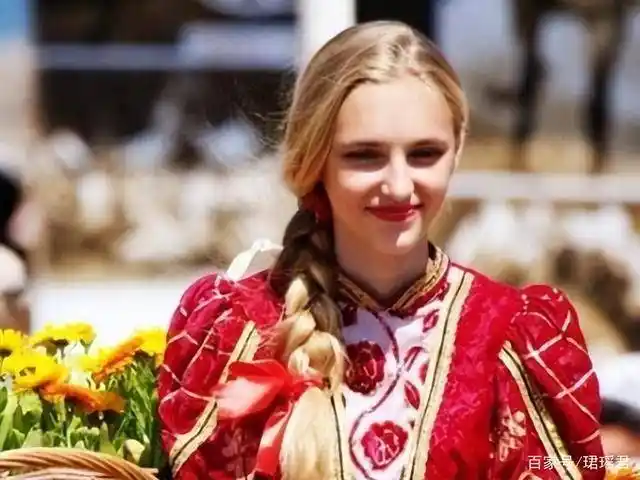 中国有俄罗斯族,为啥俄罗斯没有汉族?_民族_沙皇_革命派