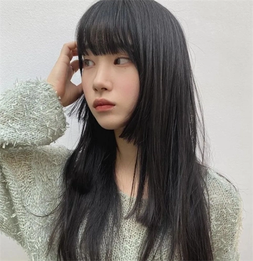 个性断层长直发 清新文艺免打理_直发发型 - 美发站