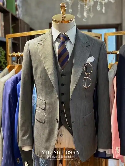 杭州西服定制深灰鱼骨纹三件套