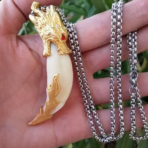 狼牙黑狗牙吊坠项链真藏獒牙齿狼牙形男女时尚挂件本命年个性饰品红眼