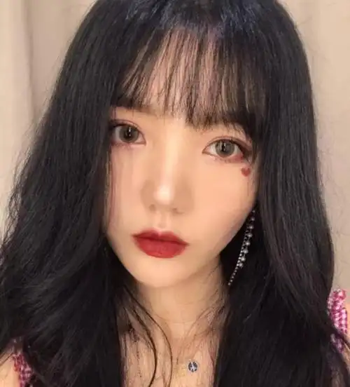 桃花眼的六大标准:扇形双眼皮,卧蚕长,眼尾翘,少一个都不行