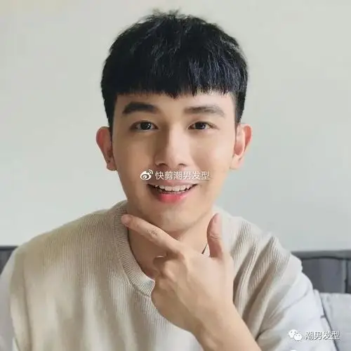 2021年夏季男生必打卡的3款时髦发型剪完清爽利落涨颜值