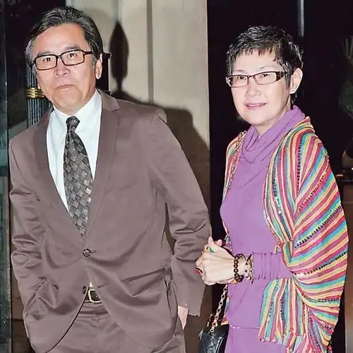 曾与李小龙齐名,弟弟是导演尔冬升,一生痴迷演戏_李琳琳_香港_秦沛