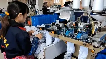 袜子#尧舜智能袜业#工厂实拍#缝头车间 生产袜子的第二道工序～吠头