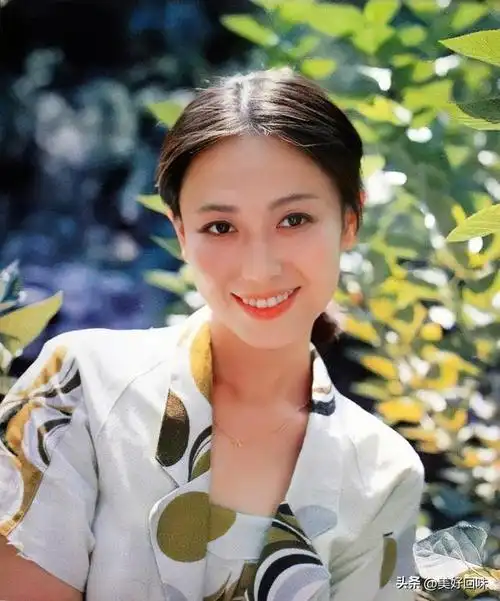 八十年代女影星4:朱碧云,黄秋燕,周丽娜,赵越,赵雅珉,相虹