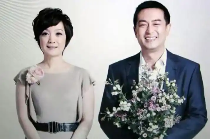 然而,婚后生活的现实让他们的关系出现了裂痕.杜珺对张嘉译