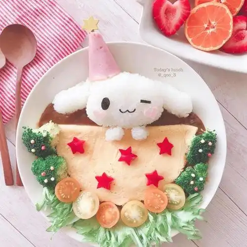日本妈妈手作"三丽鸥造型便当",布丁狗咖喱饭可爱到舍不得吃