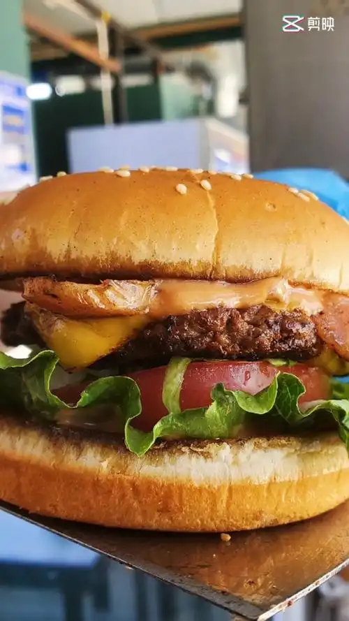 寻堡奇遇   美式牛肉汉堡