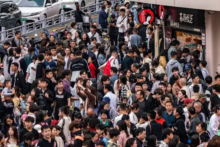 图集 | 五一小长假,长沙各景点,商圈人气爆棚