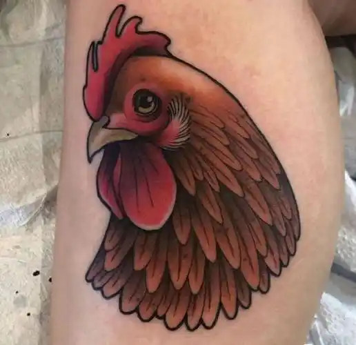 雄鸡报晓的鸡纹身