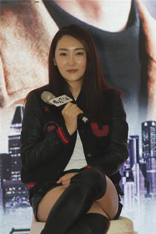 鸡毛飞上天重庆见面会主创揭秘鸡毛背后艰辛陶泽如接拍都是出于感动