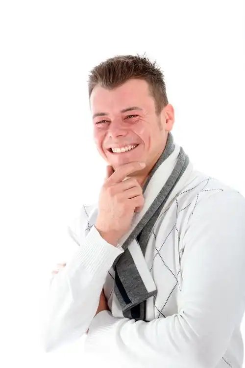 享受享受开怀大笑开怀大笑男人的男人