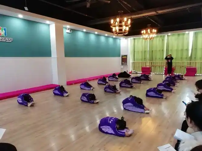 星海艺术学校第二届家长汇报观摩课(崔老师周六下午班)